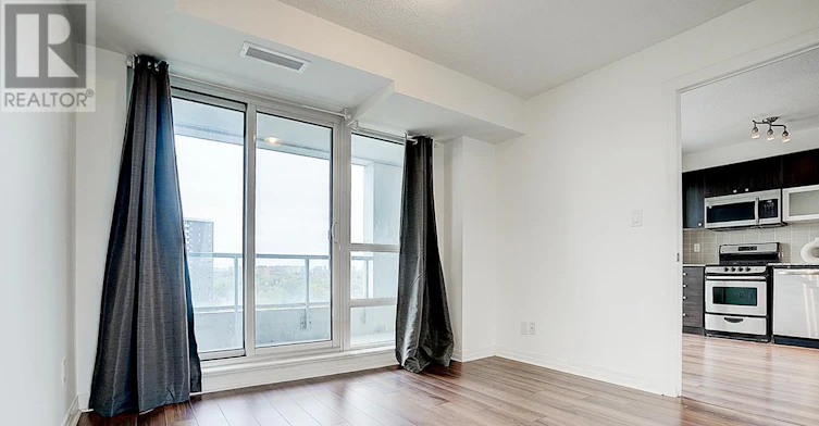 1108-2015 Sheppard Avenue E, Toronto, ON, M2J 0B3 - 29