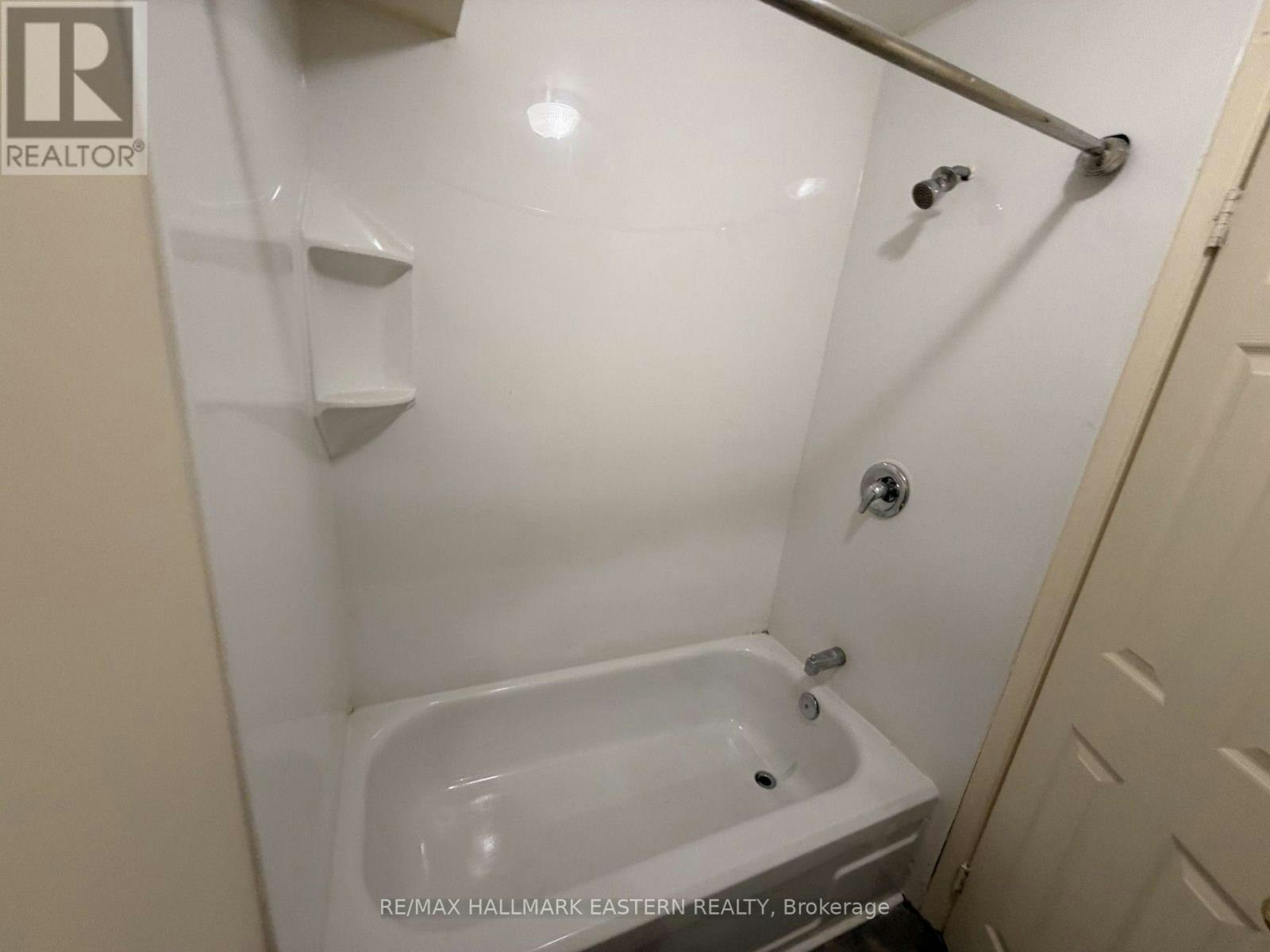 103-106 Lansdowne Street, Peterborough, ON, K9J 1Y1 - 11