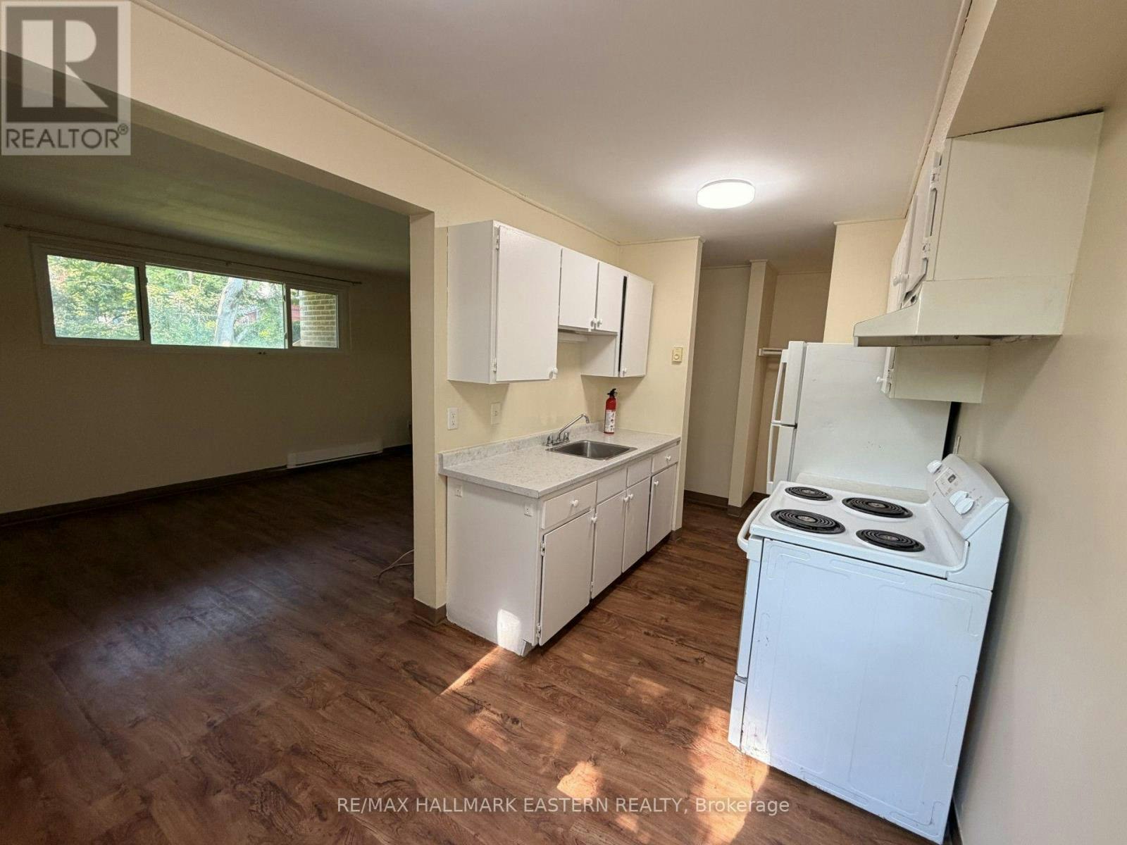 103-106 Lansdowne Street, Peterborough, ON, K9J 1Y1 - 4