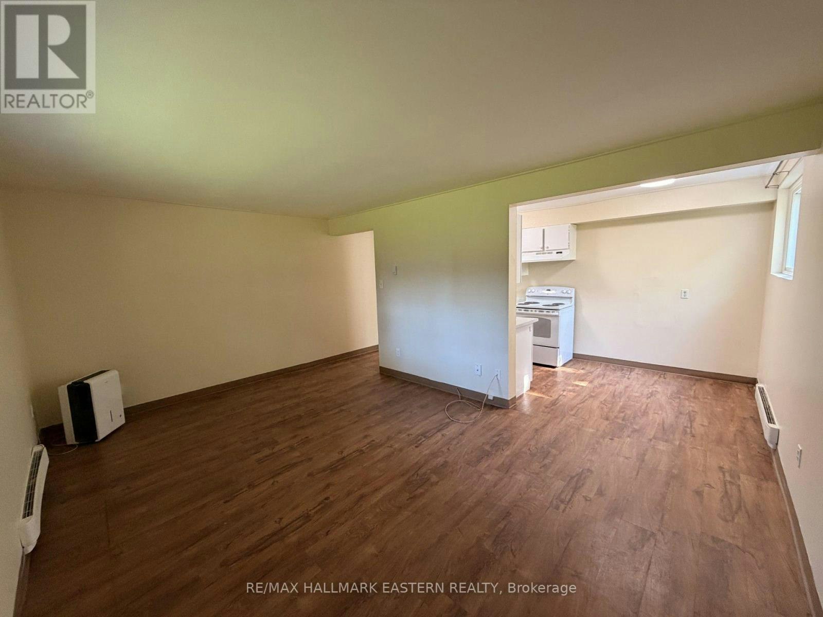 103-106 Lansdowne Street, Peterborough, ON, K9J 1Y1 - 2