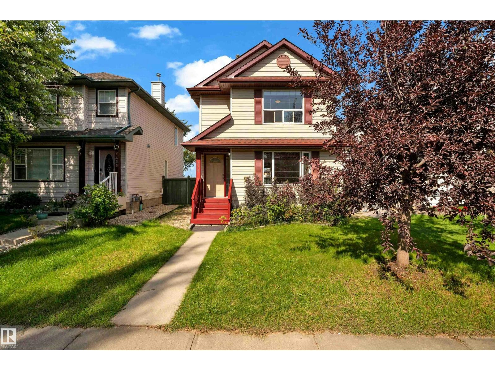 1434 Grant Wy NW, Edmonton, AB, T5T 6L3