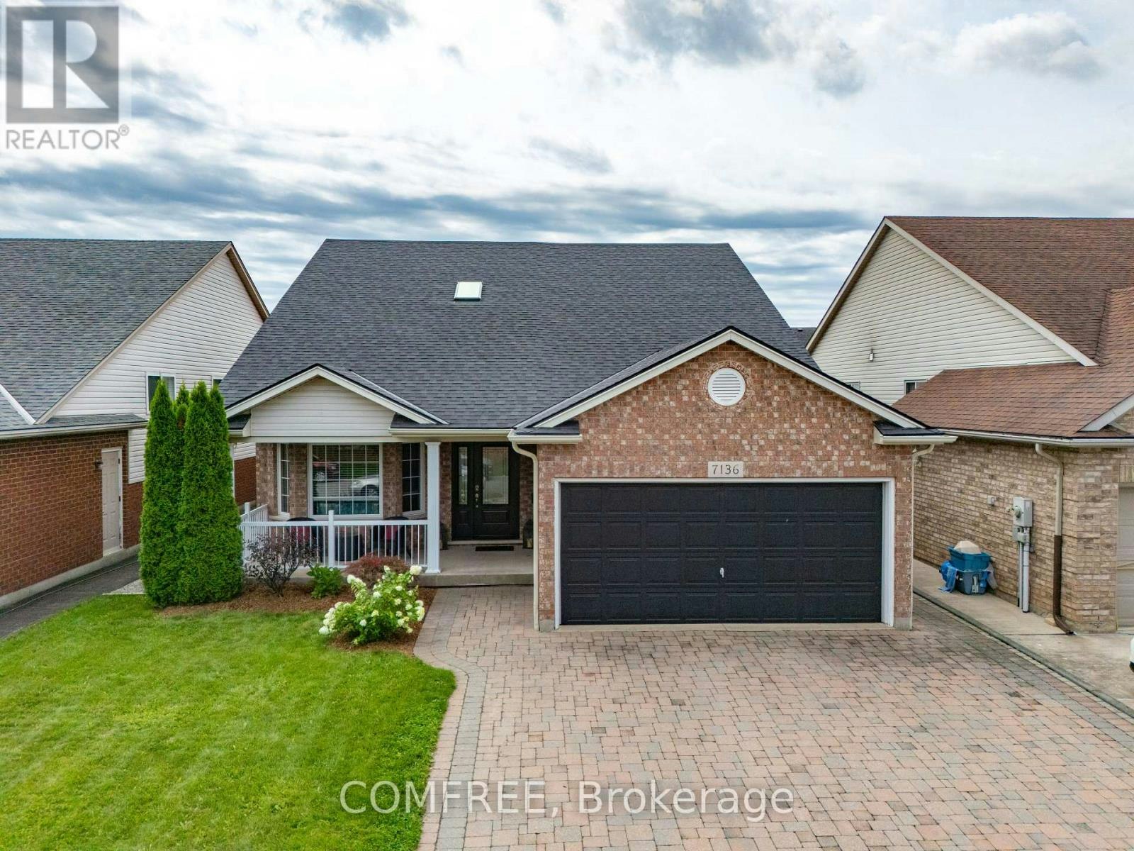 7136 Julie Drive, Niagara Falls, ON, L2H 3L4