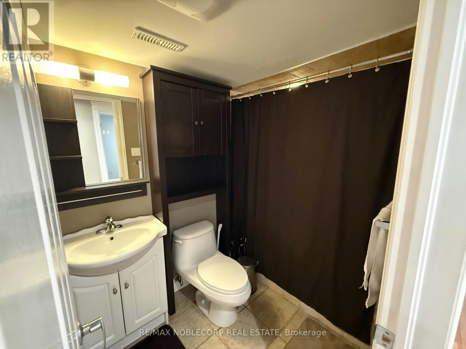 BASEMENT-38 D'amato Crescent, Vaughan, ON, L6A 3E6 - 11
