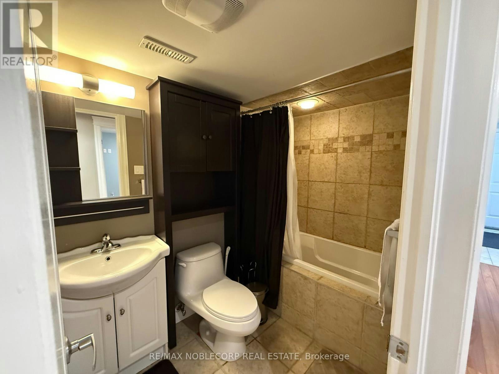 BASEMENT-38 D'amato Crescent, Vaughan, ON, L6A 3E6 - 10