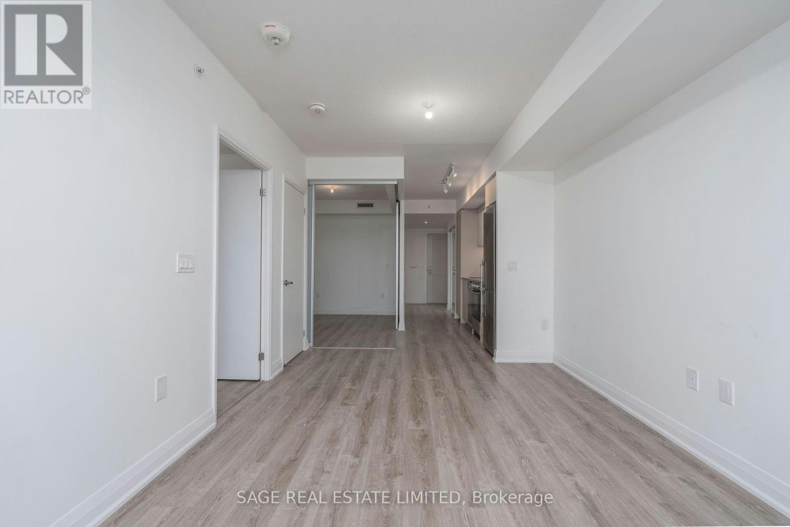 625-10 Gibbs Road, Toronto, ON, M9B 0E2 - 5