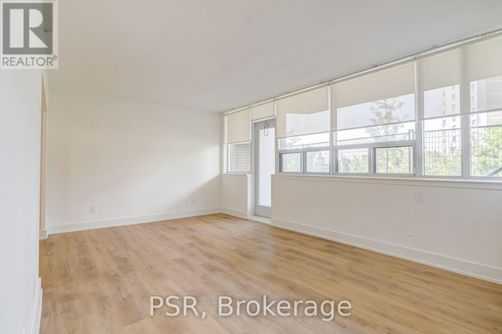 105-240 Markland Drive, Toronto, ON, M9C 1R3 - 2