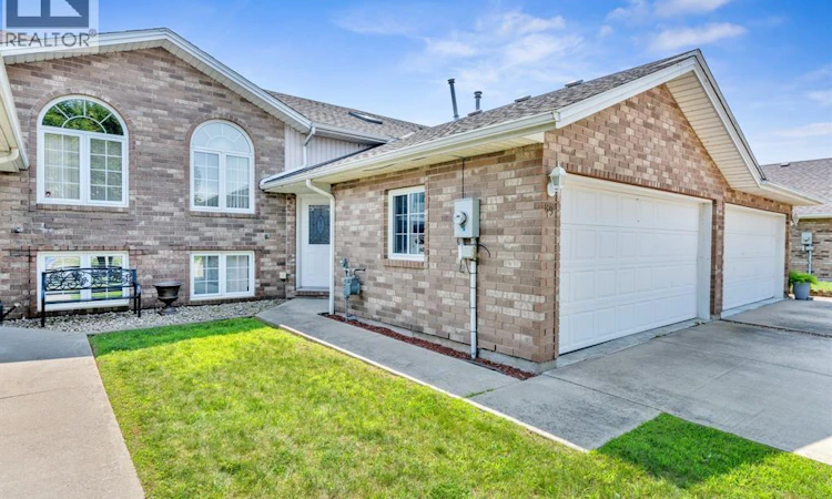 89 Peter Avenue
