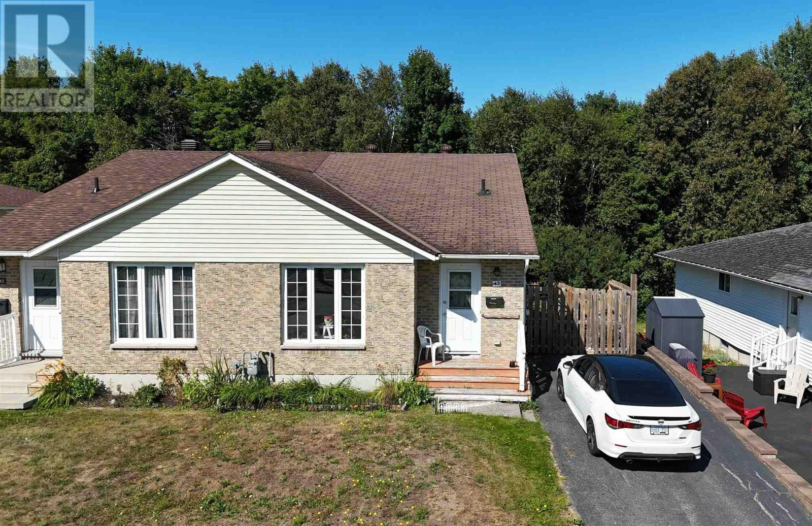 43 Capillo Road, Elliot Lake, ON, P5A 2Z5