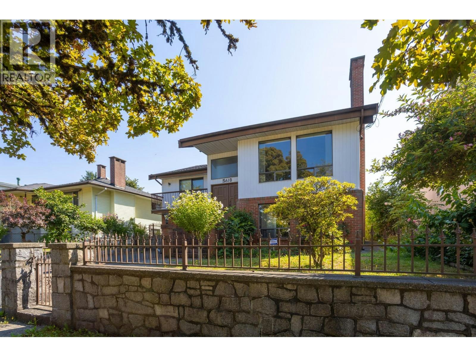 5618 Lancaster Street, Vancouver, BC, V5R 4A5