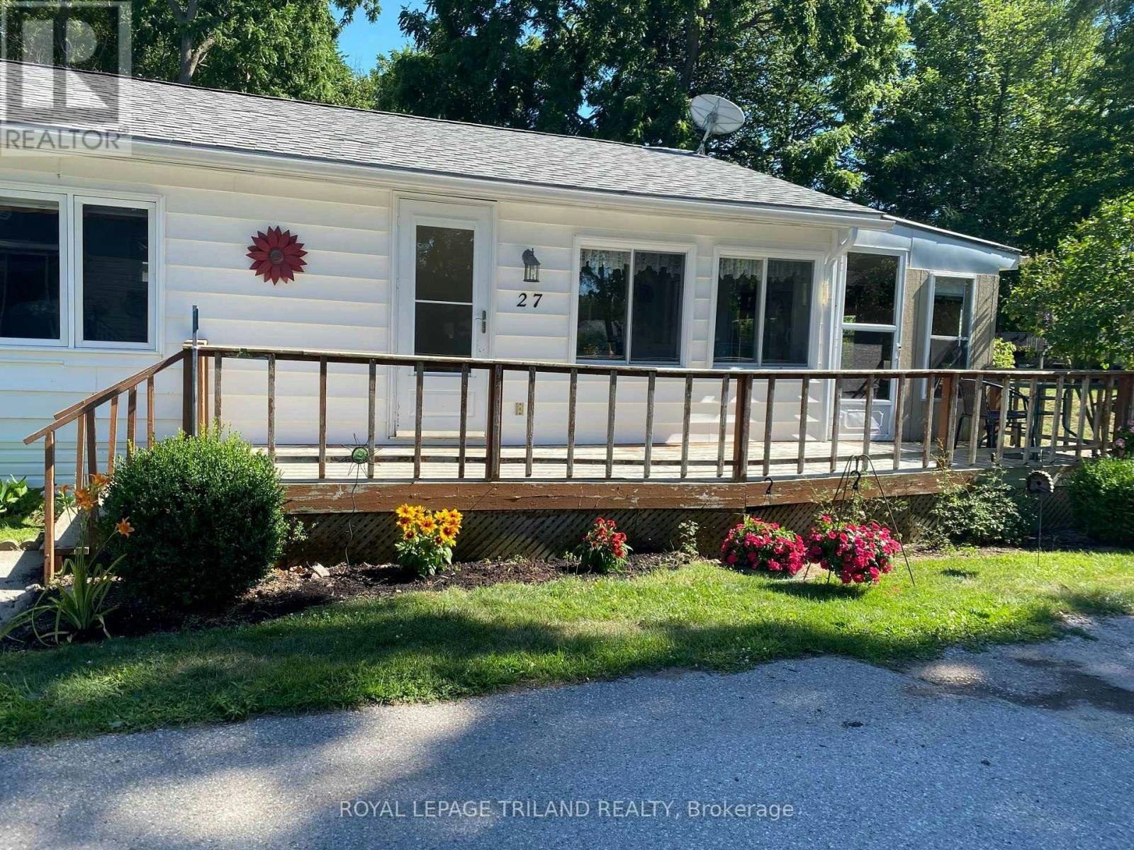 27-9385 Ipperwash Road, Lambton Shores, ON, N0N 1J3