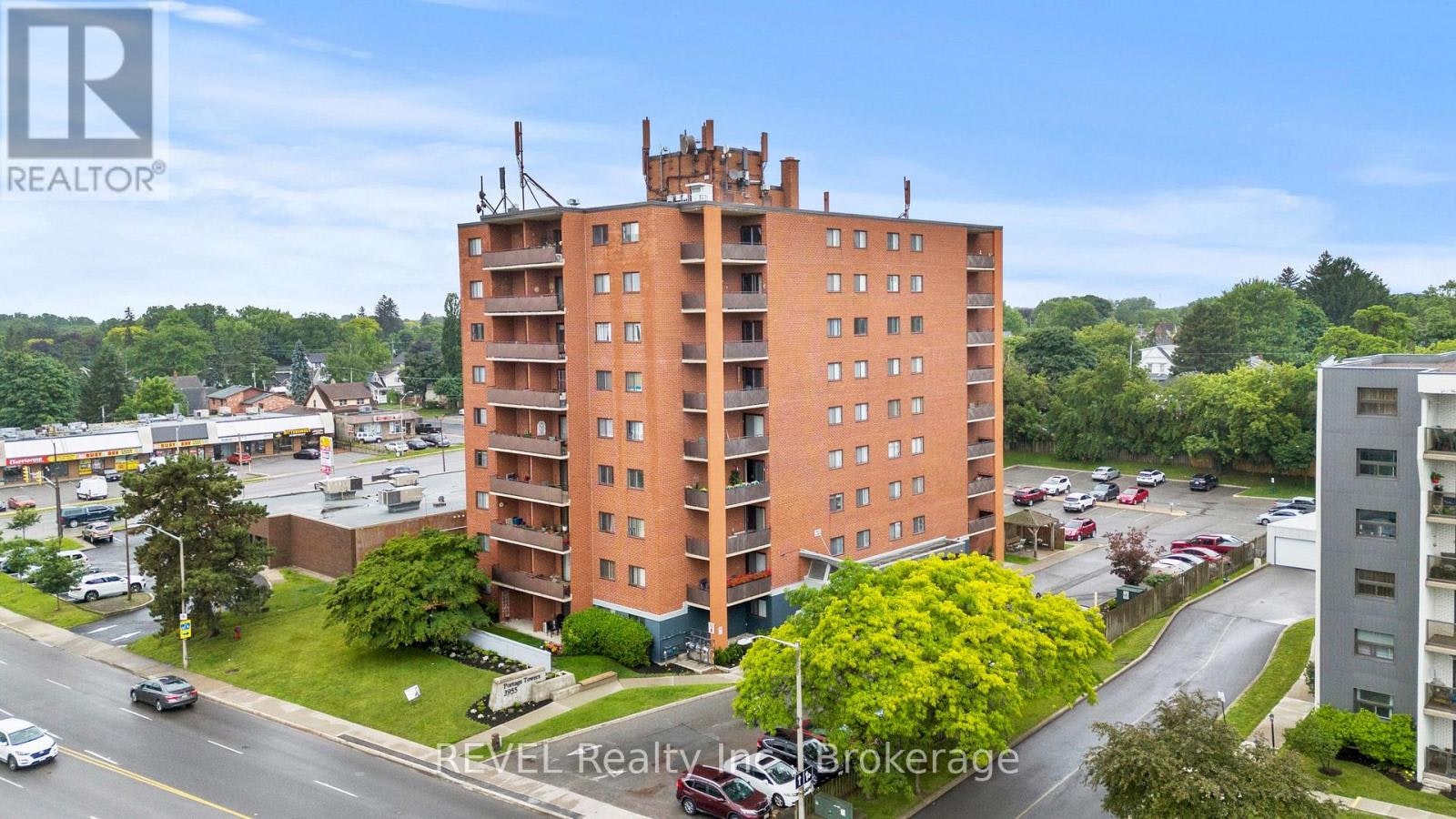 401-3955 Portage Road, Niagara Falls, ON, L2J 3W2