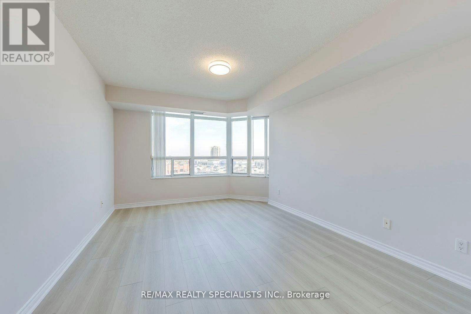 807-35 Kingsbridge Garden Circle, Mississauga, ON, L5R 3Z5 - 20