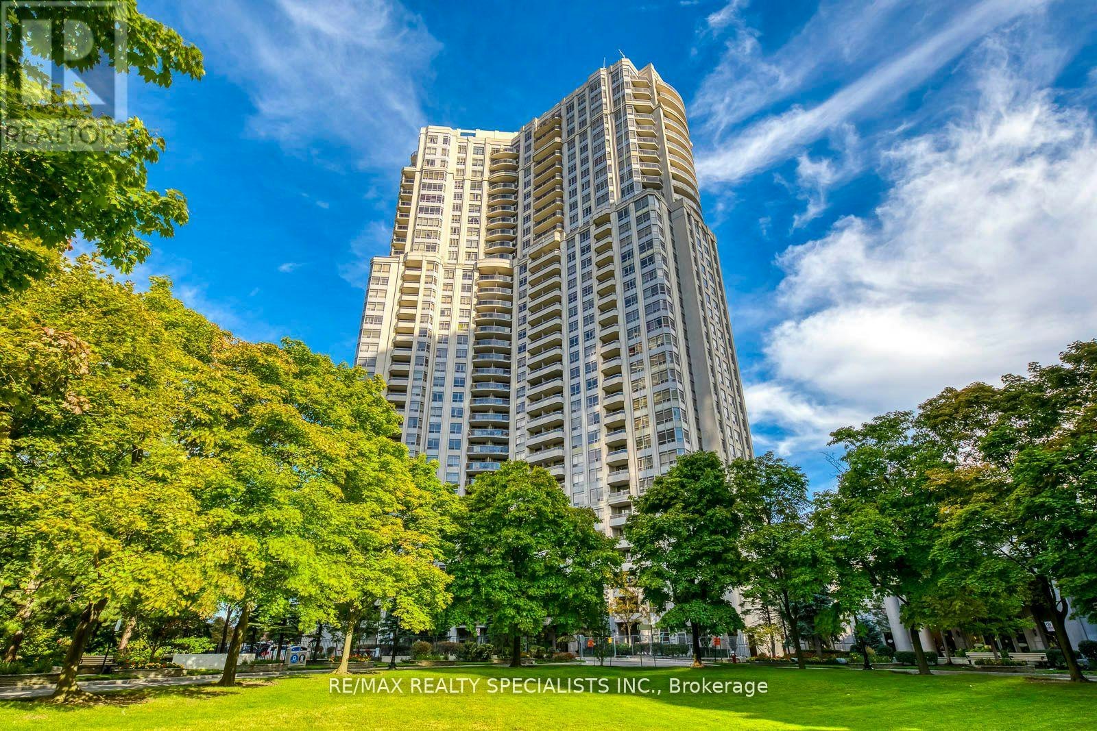 807-35 Kingsbridge Garden Circle, Mississauga, ON, L5R 3Z5 - 2