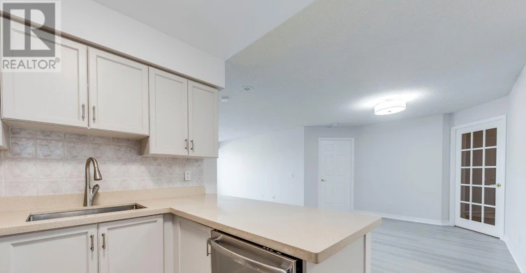 807-35 Kingsbridge Garden Circle, Mississauga, ON, L5R 3Z5 - 19