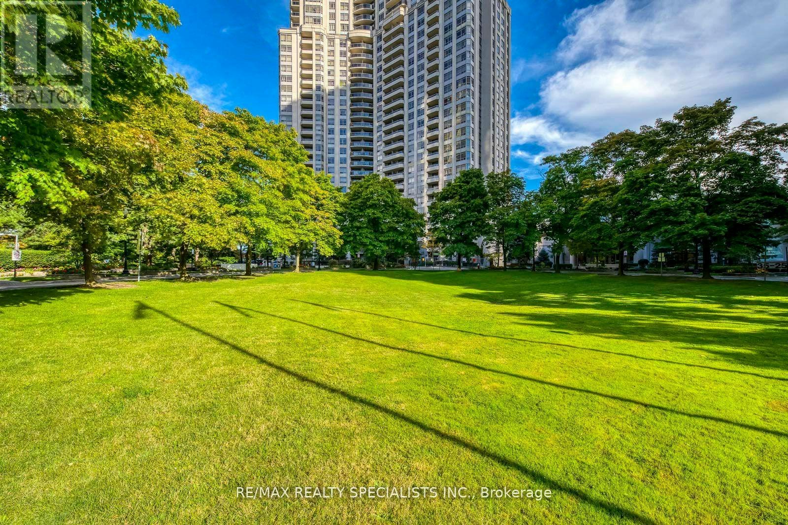 807-35 Kingsbridge Garden Circle, Mississauga, ON, L5R 3Z5 - 34