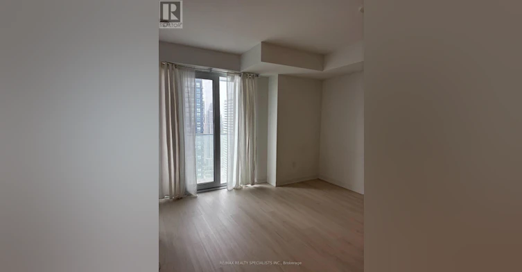 3510-3900 Confederation Parkway, Mississauga, ON, L5B 0M3 - 8