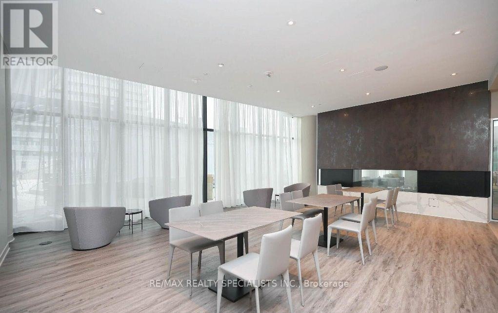 3510-3900 Confederation Parkway, Mississauga, ON, L5B 0M3 - 17