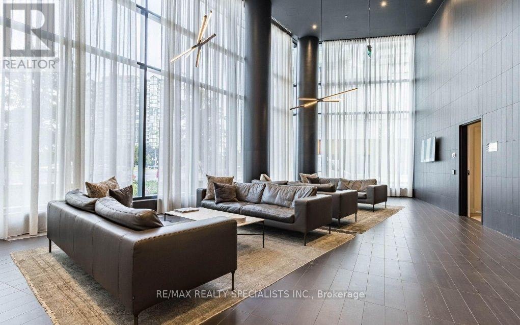 3510-3900 Confederation Parkway, Mississauga, ON, L5B 0M3 - 16