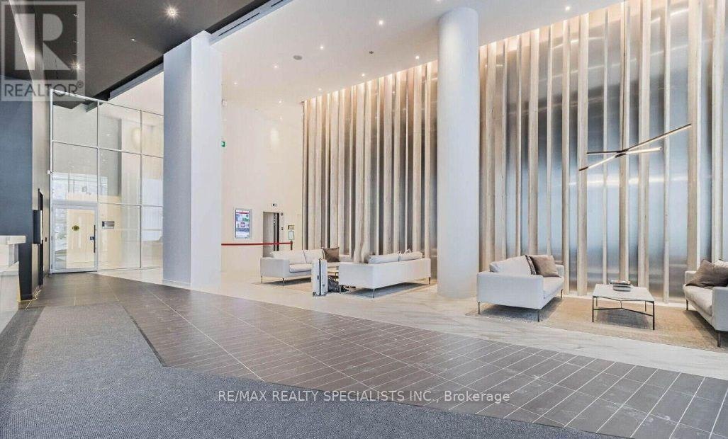 3510-3900 Confederation Parkway, Mississauga, ON, L5B 0M3 - 14