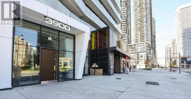 3510-3900 Confederation Parkway, Mississauga, ON, L5B 0M3 - 2