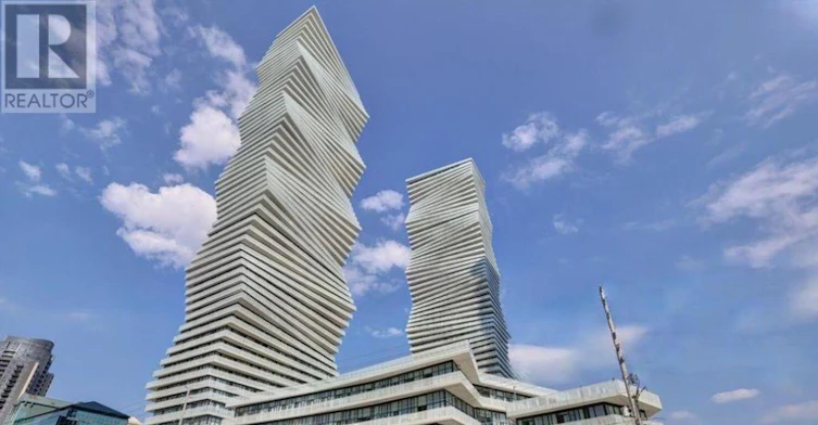 3510-3900 Confederation Parkway, Mississauga, ON, L5B 0M3