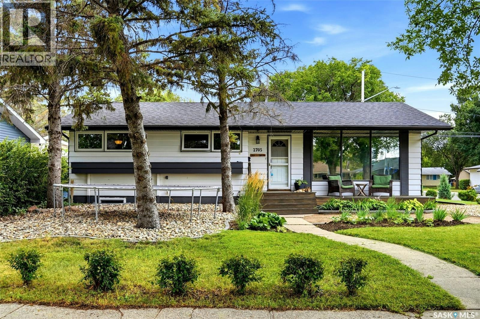 2705 Grant Road, Regina, SK, S4S 5G1