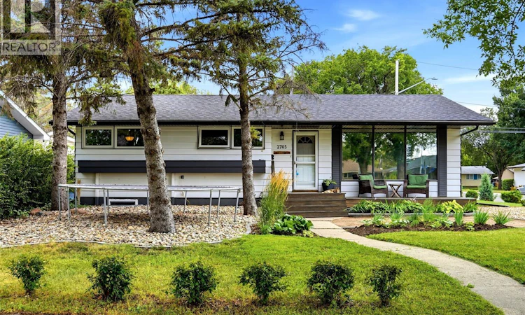 2705 Grant Road