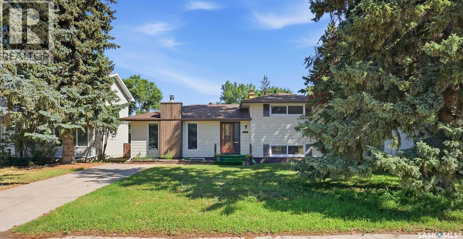 2509 Taylor Street E, Saskatoon, SK, S7H 1W9