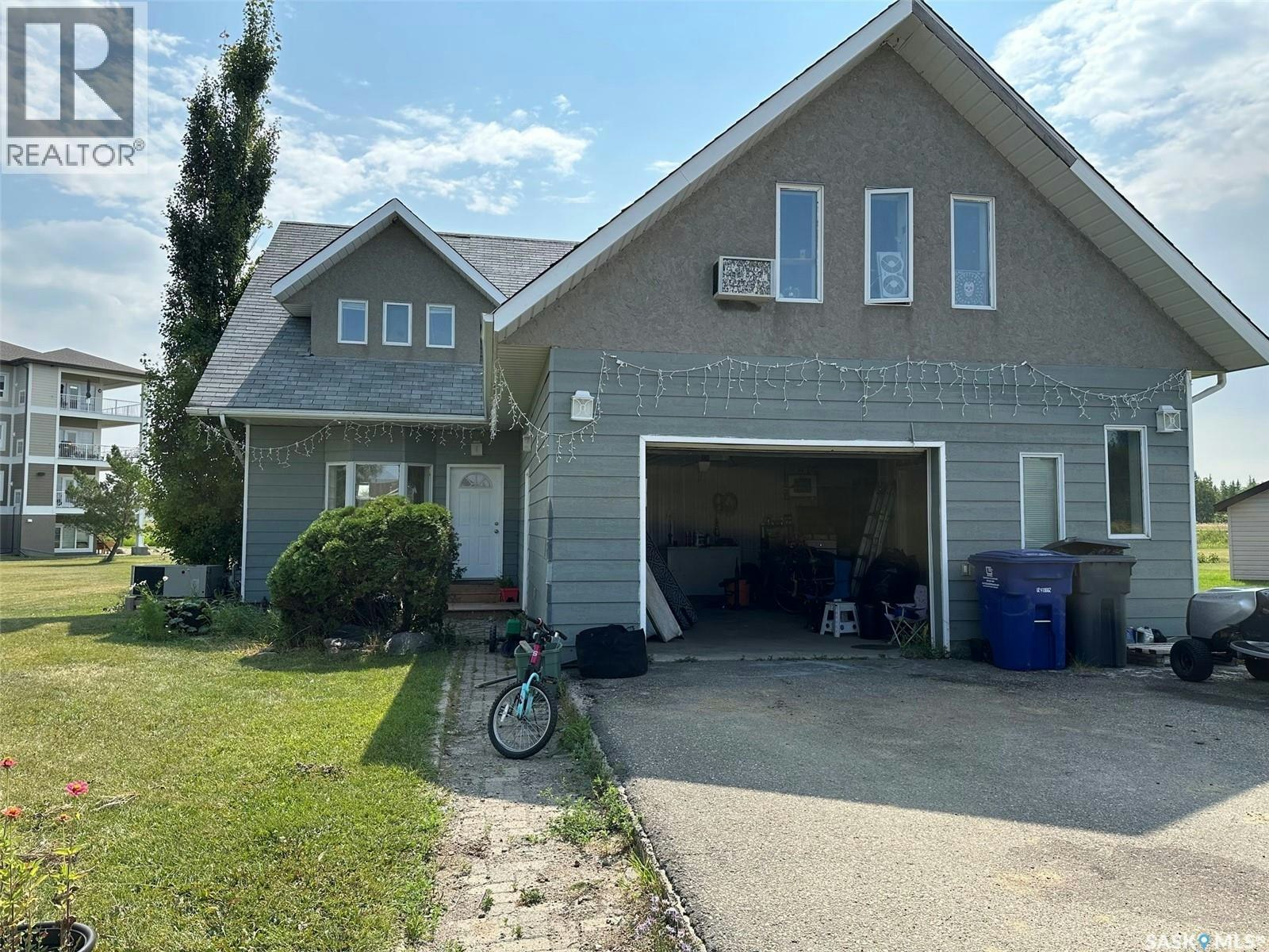 108 Lundy Place, Stoughton, SK, S0G 4T0