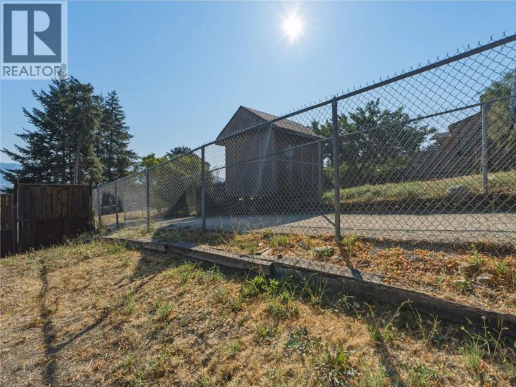 3922 21 Avenue, Vernon, BC, V1T 6R2 - 53