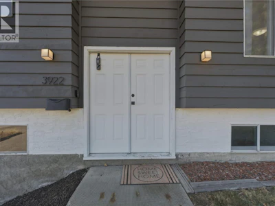 3922 21 Avenue - 2