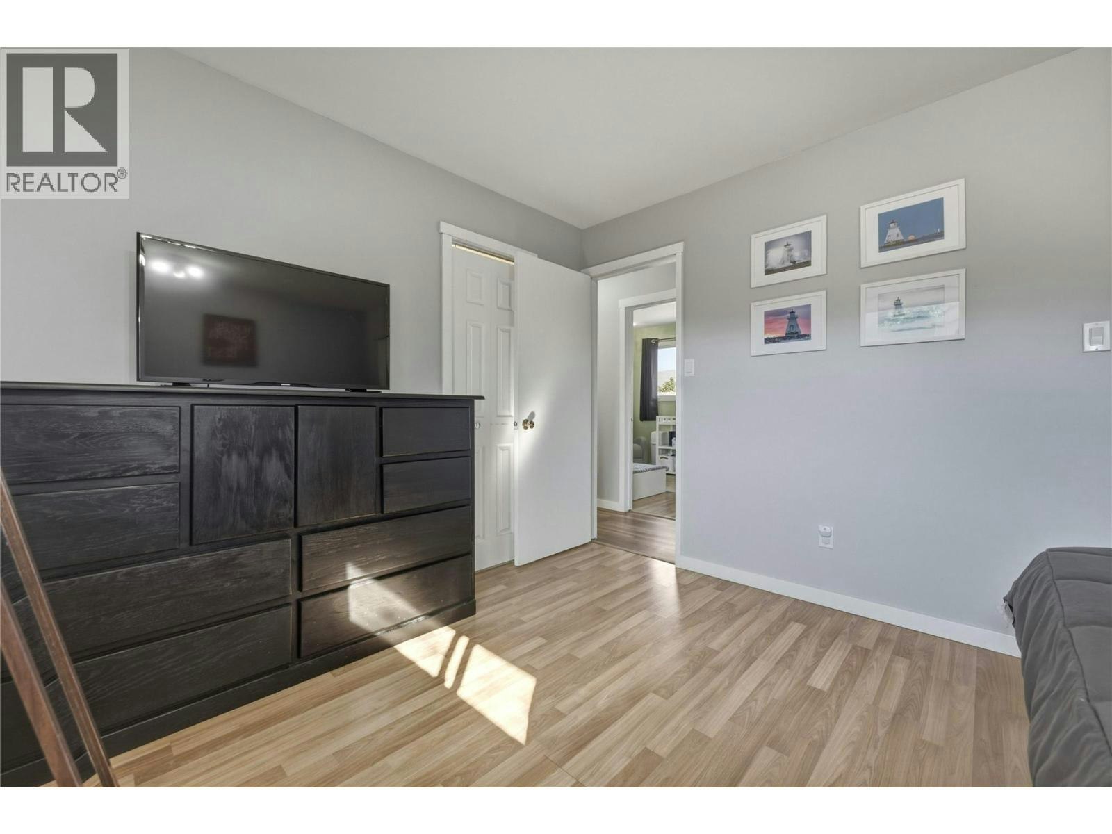 3922 21 Avenue, Vernon, BC, V1T 6R2 - 24