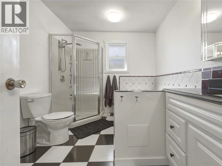 3922 21 Avenue, Vernon, BC, V1T 6R2 - 16