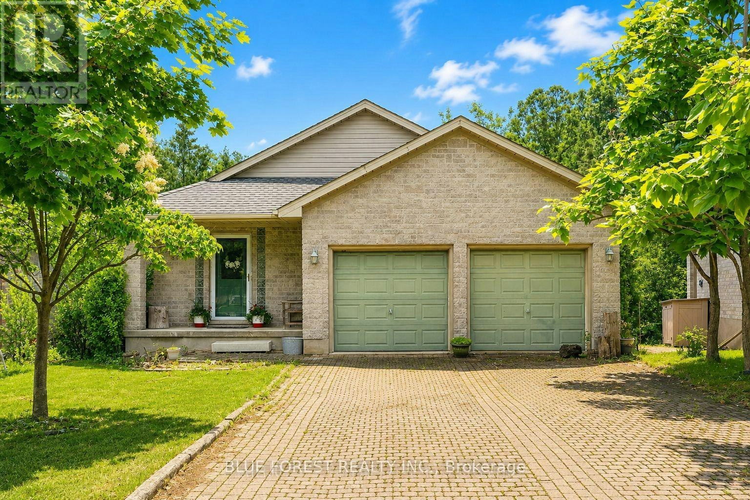 370 Jonathan Street, London, ON, N5Z 5C8