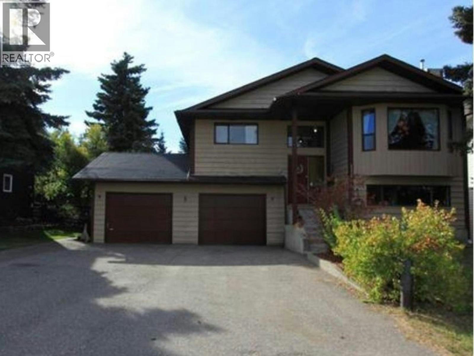 11404 92 Street, Fort St. John, BC, V1J 4Y3