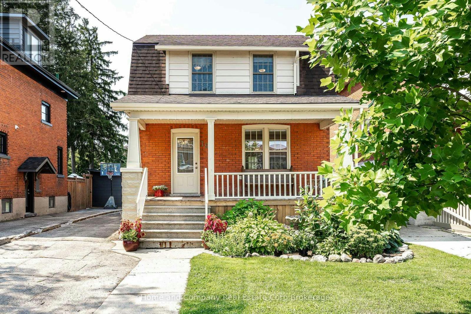 19 Youngs Street, Stratford, ON, N5A 1J5