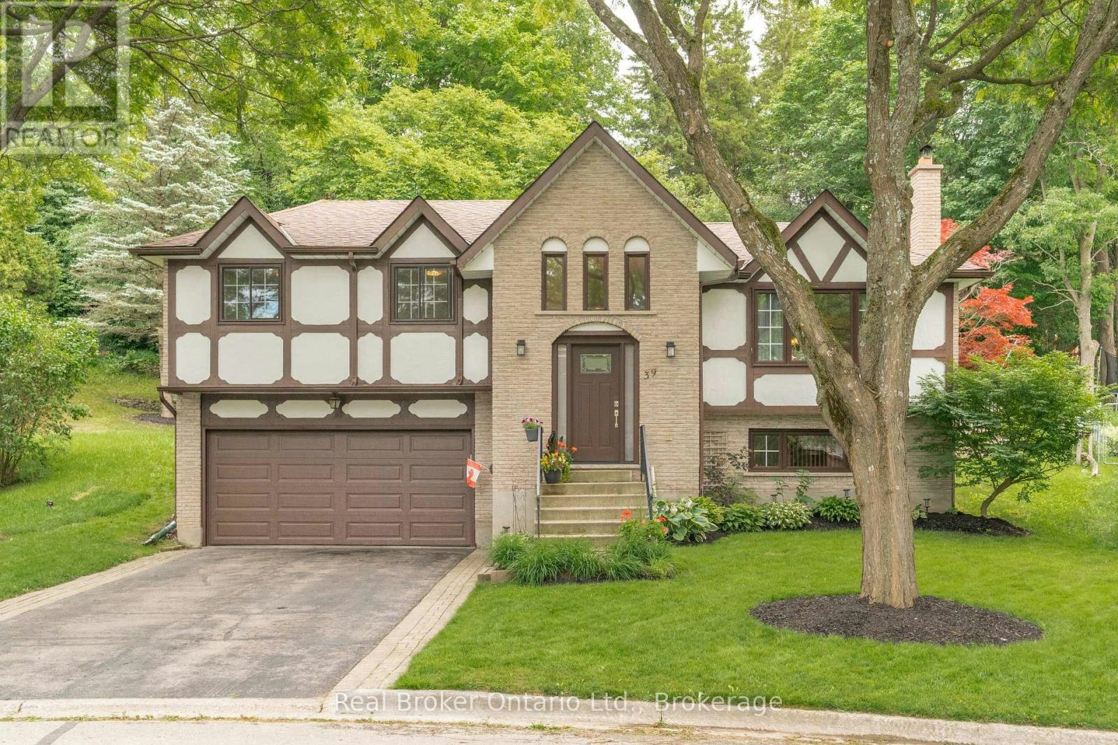 39 Wagoners Trail, Guelph, ON, N1G 3M9