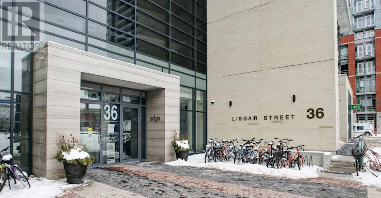 1917 36 Lisgar Street W, Toronto, ON, M6J 0C7 - 2