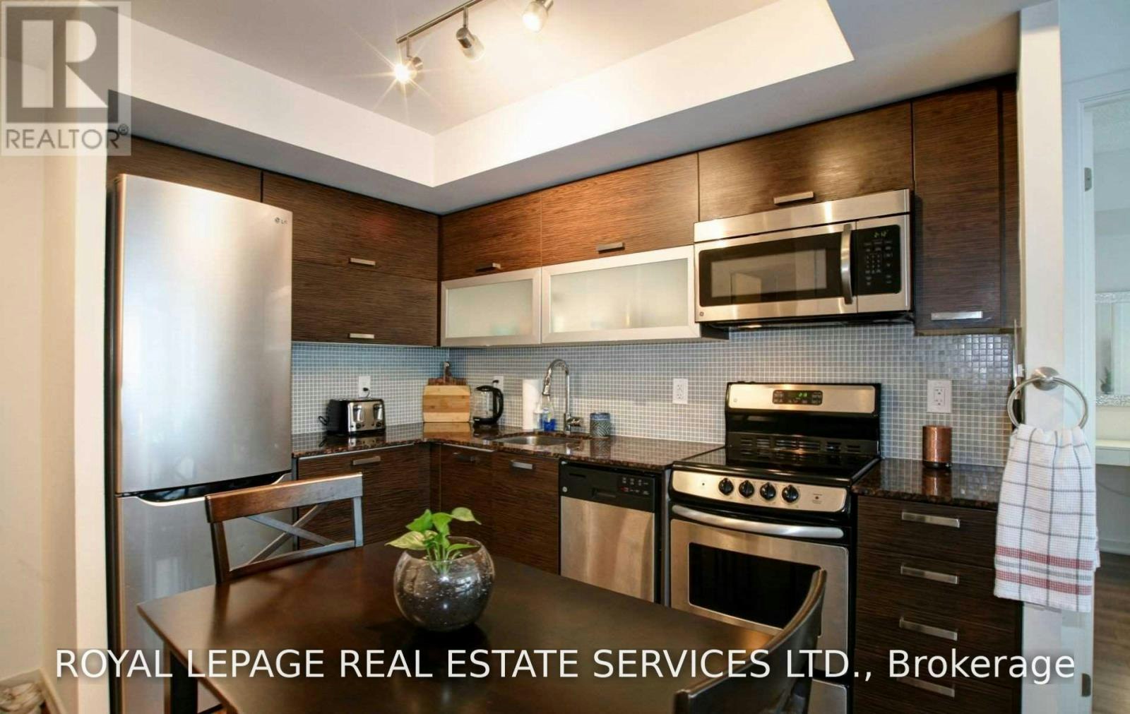 1917 36 Lisgar Street W, Toronto, ON, M6J 0C7 - 13
