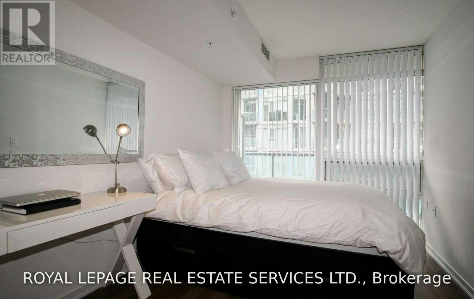 1917 36 Lisgar Street W, Toronto, ON, M6J 0C7 - 11