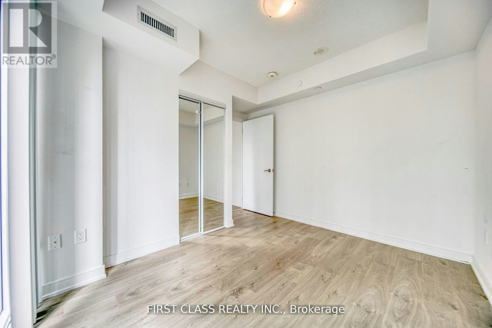 2601-50 Wellesley Street E, Toronto, ON, M4Y 1G2 - 13