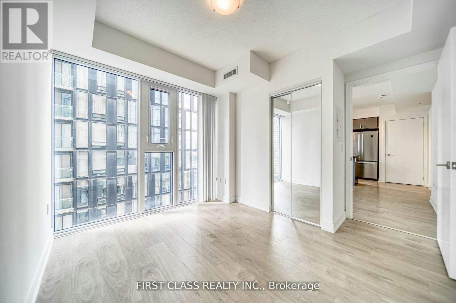 2601-50 Wellesley Street E, Toronto, ON, M4Y 1G2 - 14