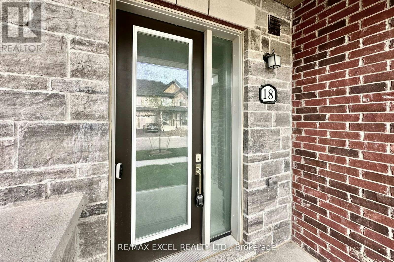 18 Flower Garden Trail, Whitchurch-Stouffville, ON, L4A 4V4 - 3