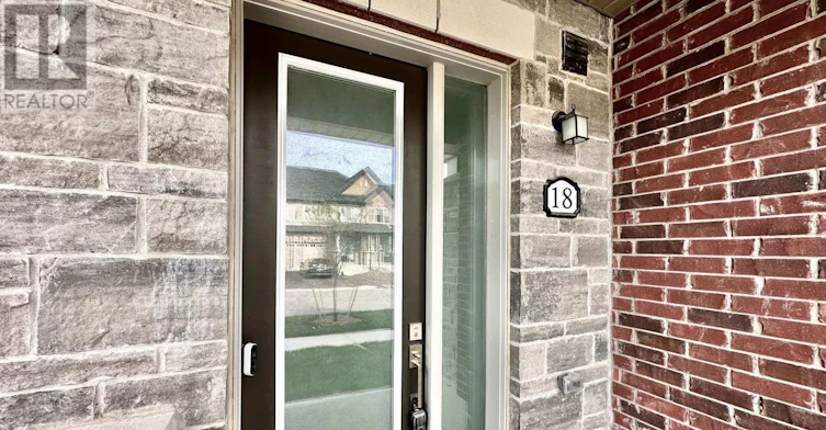 18 Flower Garden Trail, Whitchurch-Stouffville, ON, L4A 4V4 - 3