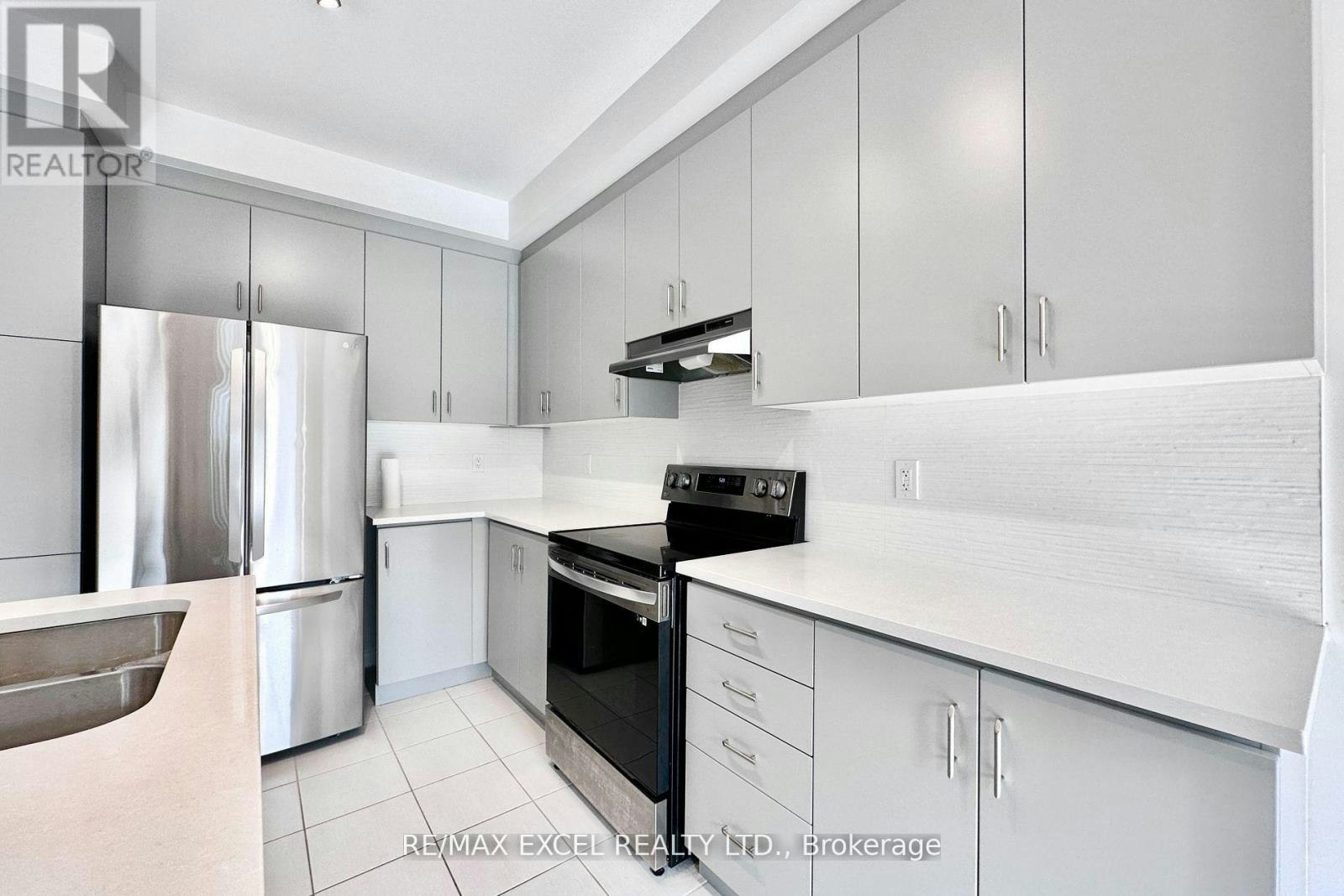 18 Flower Garden Trail, Whitchurch-Stouffville, ON, L4A 4V4 - 6