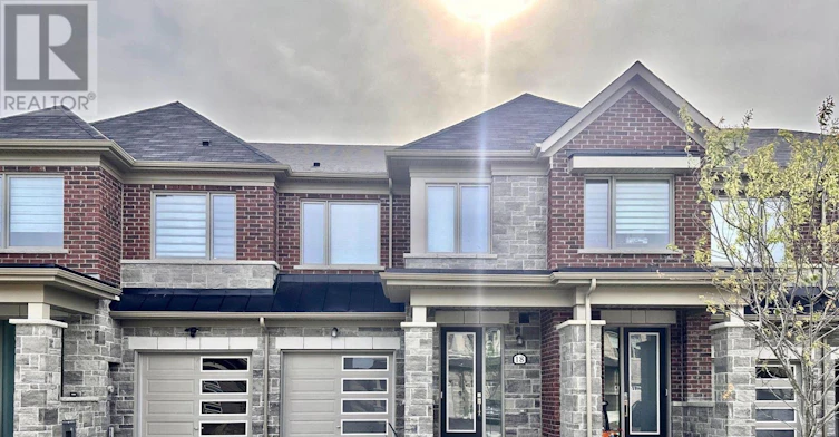 18 Flower Garden Trail, Whitchurch-Stouffville, ON, L4A 4V4
