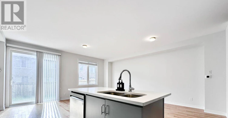 18 Flower Garden Trail, Whitchurch-Stouffville, ON, L4A 4V4 - 10