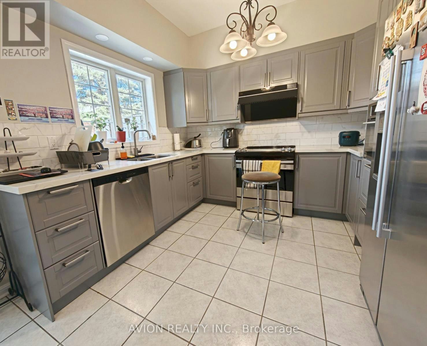 9-20 St Moritz Way, Markham, ON, L3R 4G4 - 6