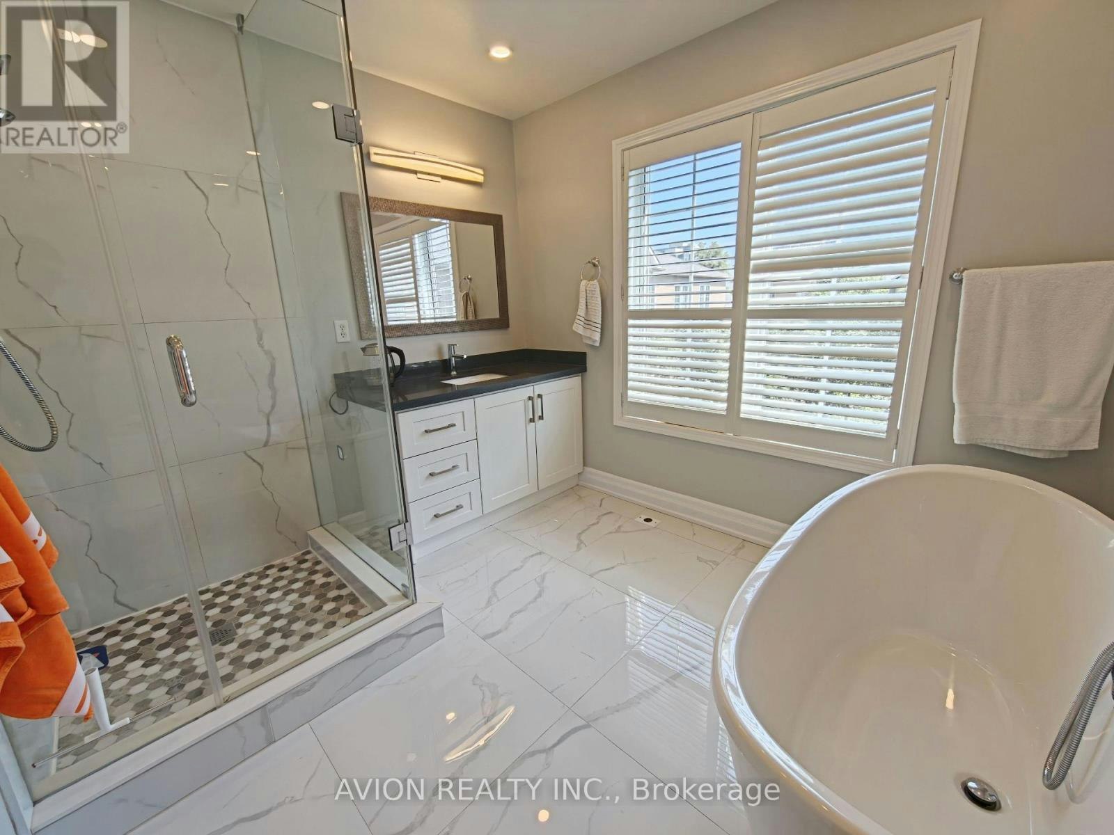 9-20 St Moritz Way, Markham, ON, L3R 4G4 - 18