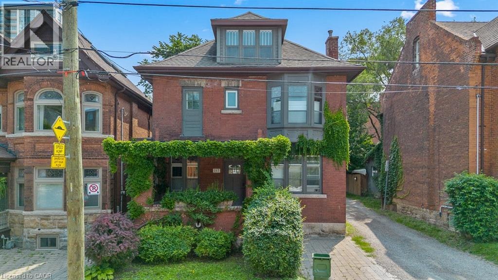 217 Caroline Street S, Hamilton, ON, L8P 3L5